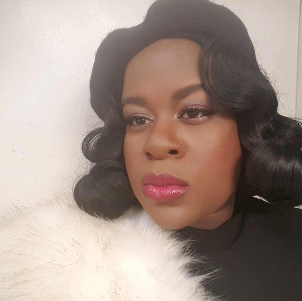 Meet your Posher, Sabrina